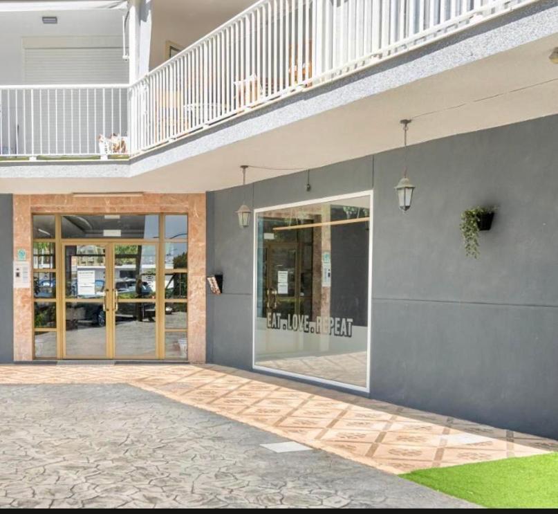 Apartment Seimar Benidorm Con Vistas Al Mar Dış mekan fotoğraf